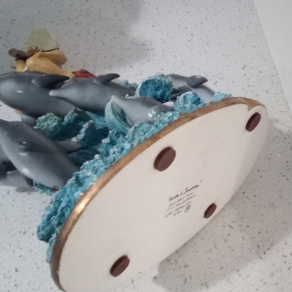 Santa’s Journey Sculpture by Wongs Rare Limited Edition - Picture 9 of 12